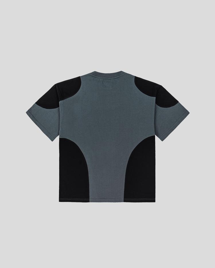 M patch T-shirt back